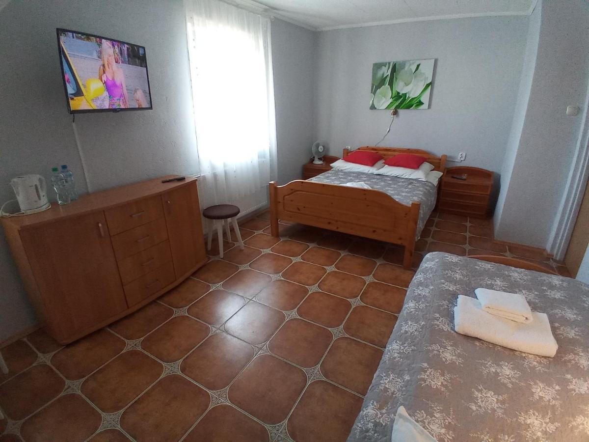 Pokoje Goscinne Akacja Resko Dzwirzyno Luaran gambar